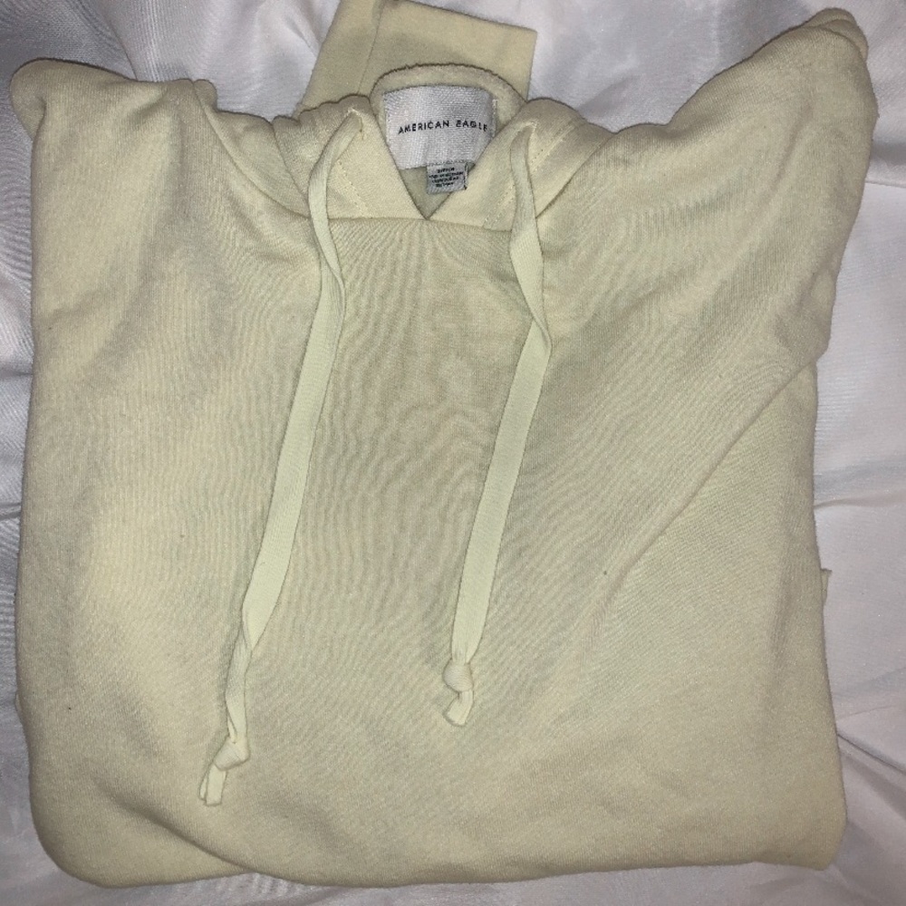 Pastel yellow American Eagle cropped hoodie